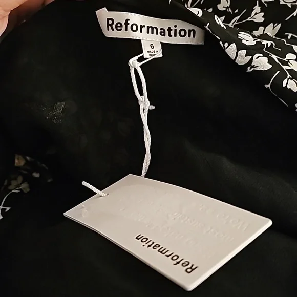 NWT Reformation Talleen Floral dress in Maria color - Picture 5 of 6